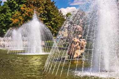 İlham Perisi, Ukrayna, Dnipro şehri, Dnipropetrovsk