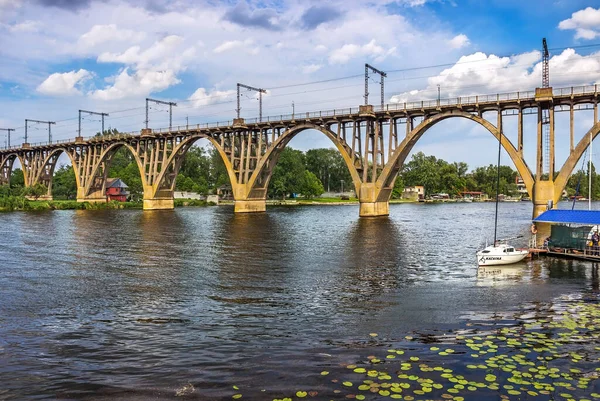 Dnieper Cidade Brilhante Ponte Merefo Kherson Ilha Monastery Monumento Shevchenko Imagens Royalty-Free