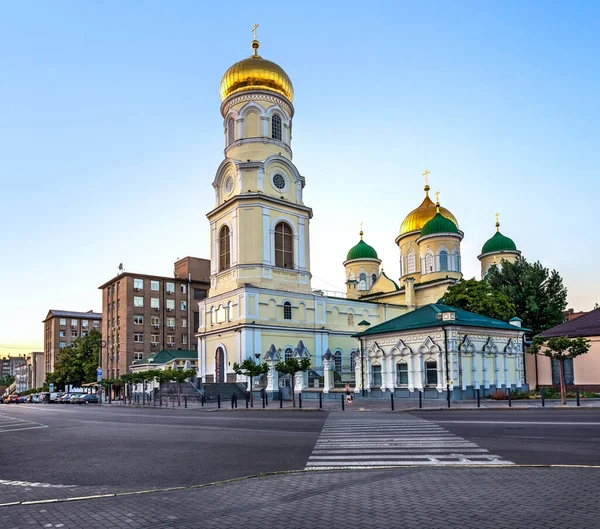 Dreifaltigkeitskathedrale Dnipro Stadt Dnepropetrowsk Ukraine lizenzfreie Stockfotos