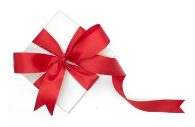 Noel ve Yeni Yıl Günü, kırmızı hediye kutusu üst görünüm beyaz arkaplan kırpma yolu ile izole