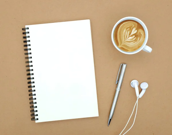 Notebook Bruine Achtergrond Bovenaanzicht Kopieerruimte — Stockfoto