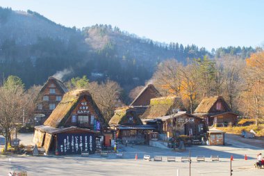 Sonbaharda Japon Köyü - Shirakawago