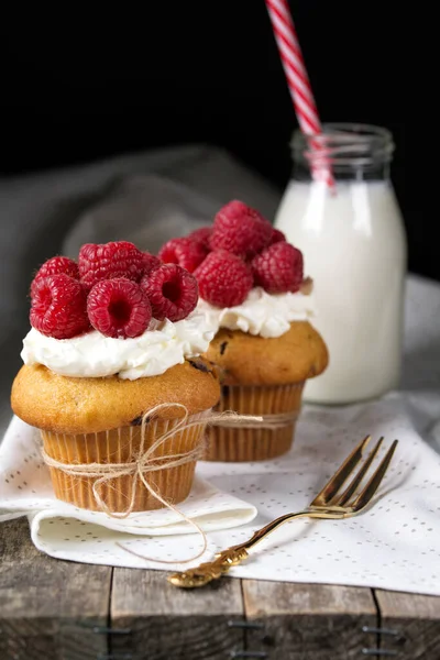 Muffins Soft Cream Fresh Raspberry Bottle Milk Straw Rustic Background — Stock Photo, Image