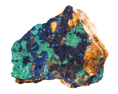 Beyaz zemin üzerinde izole edilmiş yeşil bakır mineral kayası ile Azurit koyu mavi