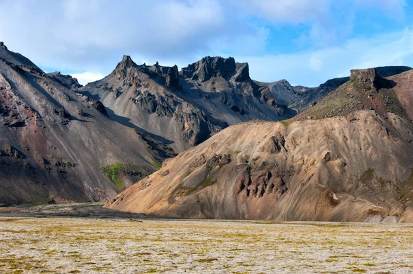 Paisaje Con Montañas Escénicas Islandia —  Fotos de Stock