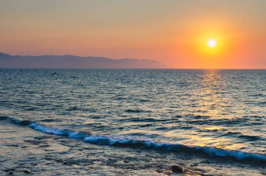 Puerto Vallarta 'da güzel bir gün batımı. Altın saat.