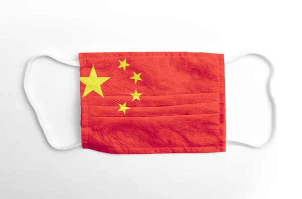 Gesichtsmaske Mit Aufgedruckter Flagge Der Volksrepublik China Auf Weißem Hintergrund — Stockfoto