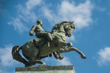 Havana Küba 'daki Antonio Maceo anıtı. Bağımsızlığın kahramanı mücadele ediyor.