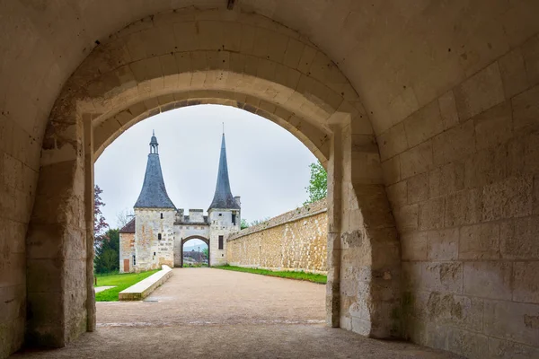Věže Hradby Opevnění Hlavního Vchodu Katolického Opatství Bec Hellouin Normandie — Stock fotografie