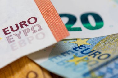 Avro banknotlarına yakından bak