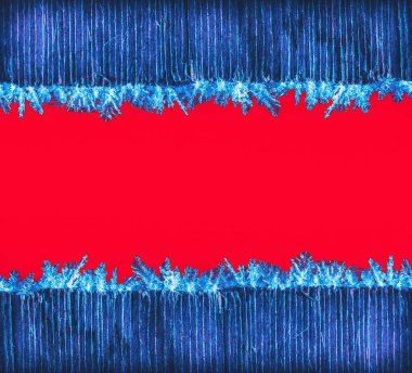 kış tatil Noel yeni yıl arka plan karesinde makro fotoğraf Frost'un üzerinde metin kırmızı yeri olan eski ahşap plakalar