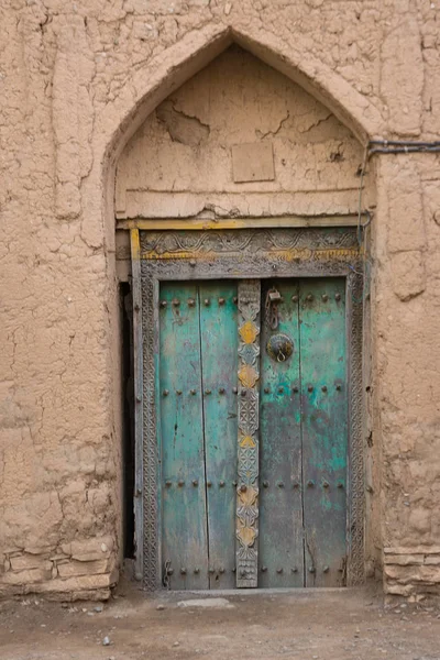 Door of a mud house of Birkat Al Mouz (Oman)