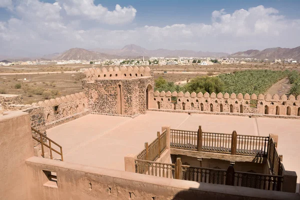 Terraza Del Fuerte Jabrin Fondo Bahla Cultivos Datileros Omán — Foto de Stock