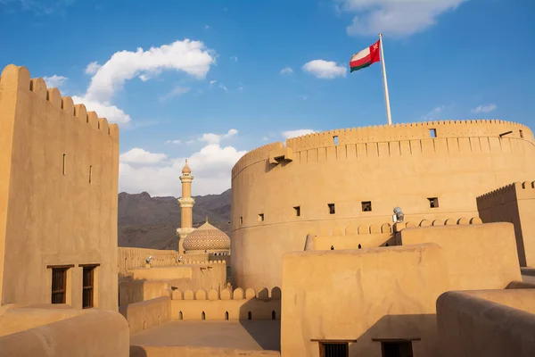 Fuerte Nizwa Minarete Mezquita — Foto de Stock