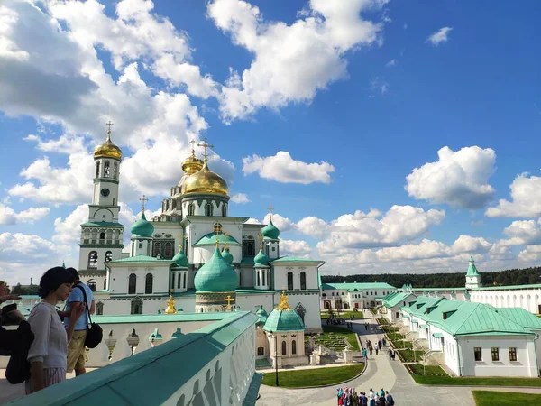 NOWY JERUSALEM MONASTERY, Istra, Rosja. Jest to kopia kościoła Bożego Grobu w Jerozolimie. Stary klasztor.. — Zdjęcie stockowe