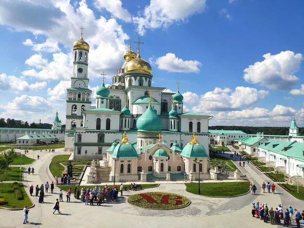 NOWY JERUSALEM MONASTERY, Istra, Rosja. Jest to kopia kościoła Bożego Grobu w Jerozolimie. Stary klasztor.. — Zdjęcie stockowe