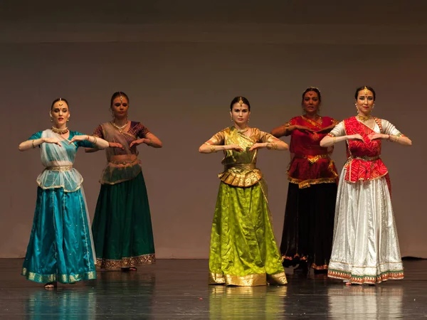 Pandit Shri Rajendra Gangani öğrencileri