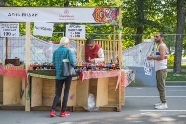 Hindistan Günü, organizatör