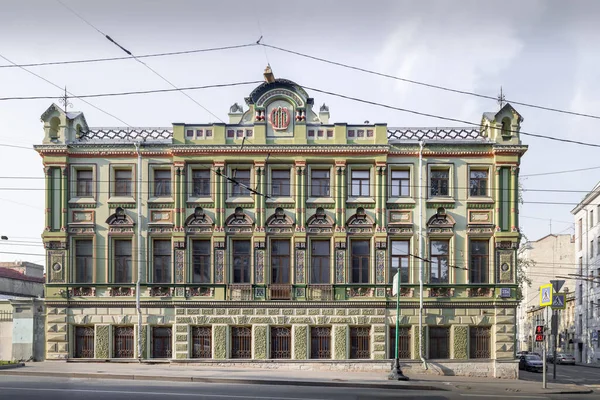 MOSCOW, RUSSIA - CIRCA AUGust, 2020: Shibaevs malikânesi, Moskova Novaya Basmannaya Caddesi, 23a, 1. bina. Bölgesel öneme sahip kültürel mirasın nesnesi, 18-19 yüzyıl..