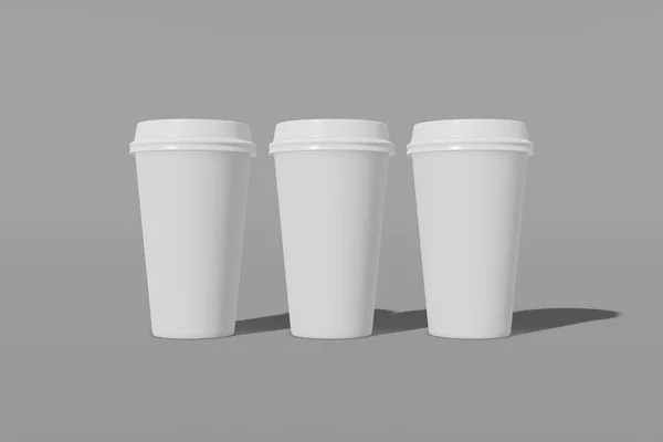 Set de tres vasos de papel blanco con tapa sobre fondo gris. Renderizado 3D — Foto de Stock