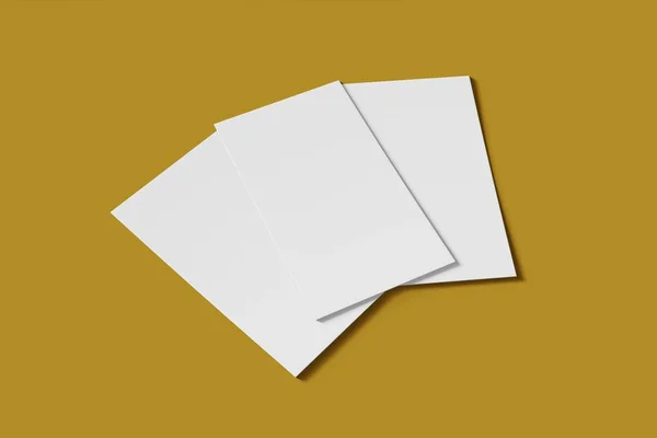 Három Próbamodig üres üzleti vagy név kártya a sárga háttér. 3D-leképezés — Stock Fotó