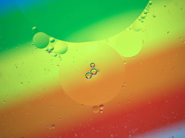 Κοντινό Πλάνο Όμορφη Αφηρημένη Πολύχρωμες Φυσαλίδες Πετρελαίου Γλυκό Χρώμα Και — Φωτογραφία Αρχείου