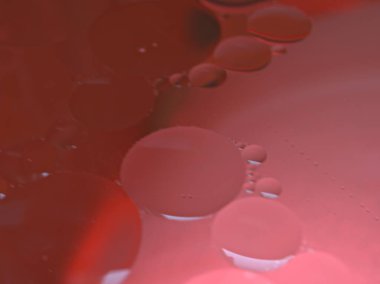 Güzel soyut baloncuklar suda yağ ile siyah pembe bulanık arka plan, makro görüntü, tatlı renk, damlacıklar