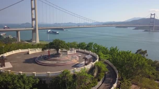 Hong Kong Tsing Puente Azul Cielo Dron — Vídeos de Stock