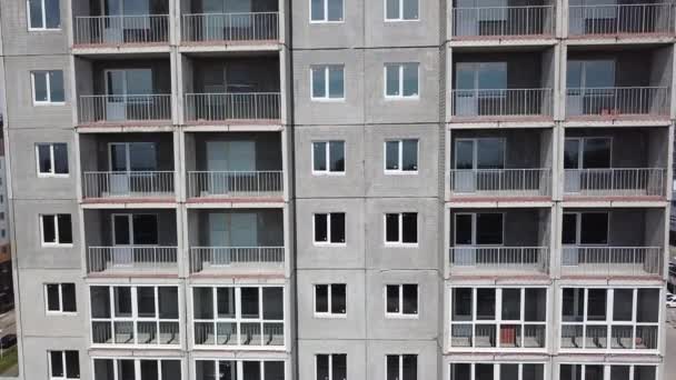 Balcony and Windows Wall of New Panel Box Building of Cheap Housing — 비디오