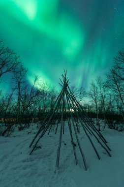 Aurora Borealis Kuzey Işıkları Tornetrask Gölü, Abisko, Kuzey İsveç