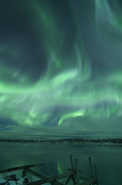 Северное Сияние Aurora Borealis Около Abisko Озера Торнетраск Арктической Швеции — стоковое фото