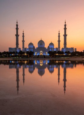 Abu Dabi 'deki Ulu Cami, BAE. Yüksek kalite fotoğraf