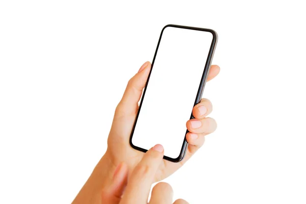 空の白い画面で携帯電話を使用している人 携帯アプリのモックアップ ロイヤリティフリーのストック画像