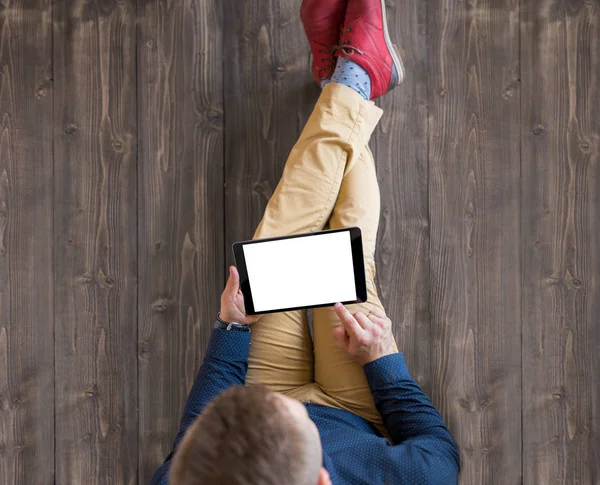 Obchodní Muž Pracuje Tabletovém Počítači Maketa Svislé Obrazovky Tabletu — Stock fotografie