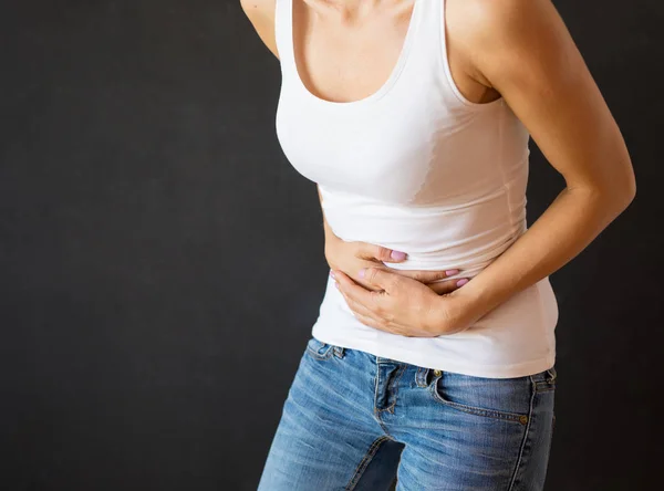 Mujer Con Dolor Estómago — Foto de Stock