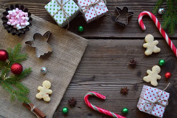 Composizione Natalizia Con Biscotti Decorazione Festiva Spezie Pan Zenzero Marshmallow — Foto Stock