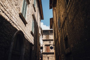 Ascoli Piceno sokak manzarası, Marche, İtalya