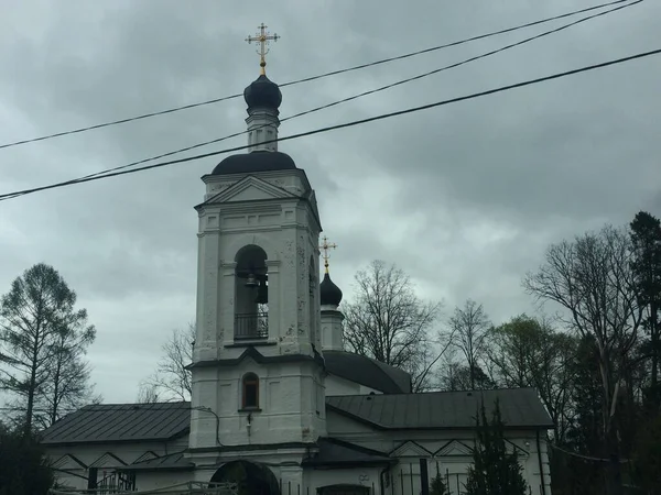 莫斯科和莫斯科地区的不同教堂 — 图库照片