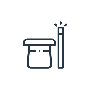 Sihirli konseptten sihirli şapka ikonu vektörü. Düzenlenebilir sihirli şapka vuruşunun ince çizgisi. Web ve mobil uygulamalarda kullanmak için sihirli şapka doğrusal işareti, logo, yazdırma ortamı.