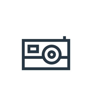 Müzik festivali konseptinden kamera ikonu vektörü. Kamera düzenlenebilir vuruşun ince çizgisi. Web ve mobil uygulamalarda kullanmak için kamera doğrusal işareti, logo, yazdırma ortamı.