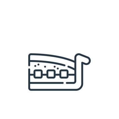 Tatlı ve şeker konseptinden turta ikonu vektörü. Düzenlenebilir turta vuruşunun ince bir çizgisi. Web ve mobil uygulamalarda kullanmak için turta doğrusal işareti, logo, yazdırma ortamı.