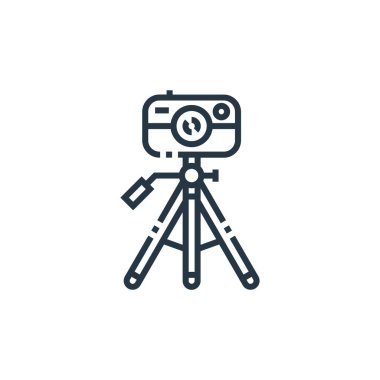 Fotoğraf konseptinden kamera tripod ikon vektörü. Kamera tripodunun düzenlenebilir vuruşunun ince çizgisi. Web ve mobil uygulamalarda kullanmak için kamera tripod doğrusal işareti, logo, yazdırma ortamı.
