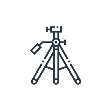 Fotoğraf konseptinden tripod ikon vektörü. Düzenlenebilir üç ayaklı felcin ince bir çizgisi. Web ve mobil uygulamalarda kullanmak için üç ayaklı doğrusal işaret, logo, yazdırma ortamı.