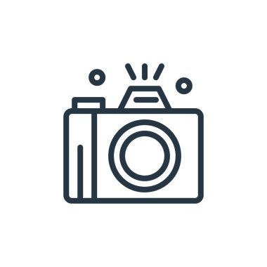 seo ve web konseptinden kamera ikonu vektörü. Kamera düzenlenebilir vuruşun ince çizgisi. Web ve mobil uygulamalarda kullanmak için kamera doğrusal işareti, logo, yazdırma ortamı.