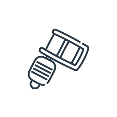 Instagram 'daki dövme makinesi ikonu vektörü hikayelerin güzelliğini vurguluyor. Dövme makinesinin düzenlenebilir vuruşunun ince çizgisi. Web ve mobil uygulamalarda kullanmak için dövme makinesi doğrusal işareti, logo,