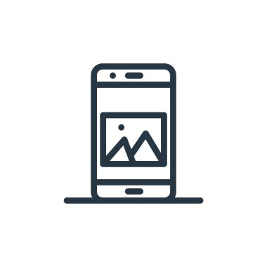 Film çekimi konseptinden akıllı telefon ikonu vektörü. Düzenlenebilir akıllı telefon vuruşunun ince bir çizgisi. Web ve mobil uygulamalarda kullanmak için akıllı telefon doğrusal işareti, logo, yazdırma ortamı.