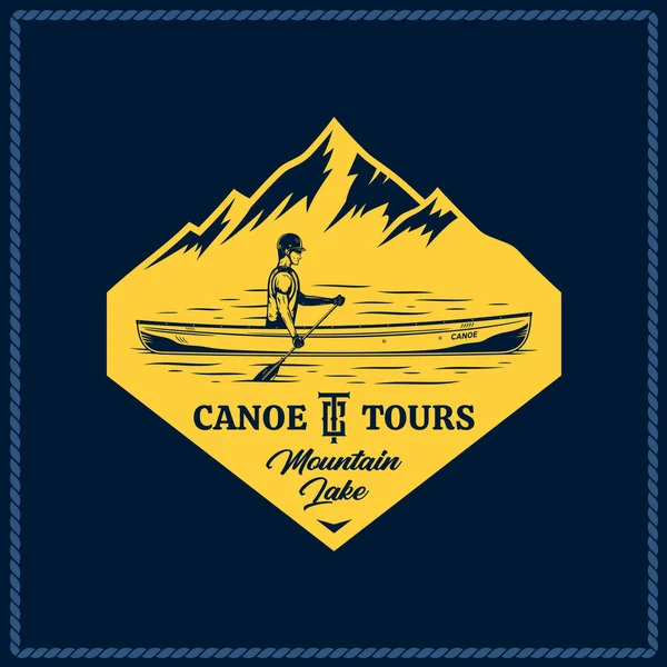 Vettoriale Canoa Tour Logo Con Canoa Barca Silhouette Montagna Sport — Vettoriale Stock
