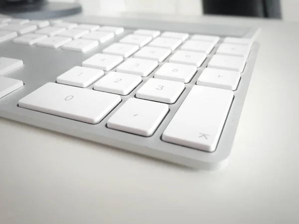 Teclado Computador Isolado Fundo Branco — Fotografia de Stock