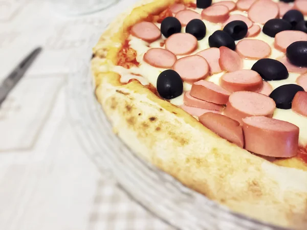 Primer Plano Pizza Italiana Peluche Comida Italiana Concepto Restaurante —  Fotos de Stock