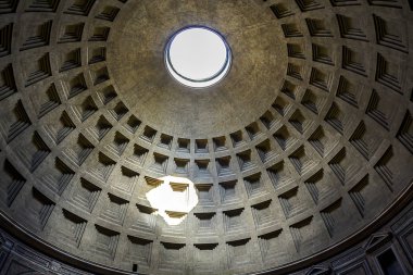 Roma'da Pantheon kubbe iç
